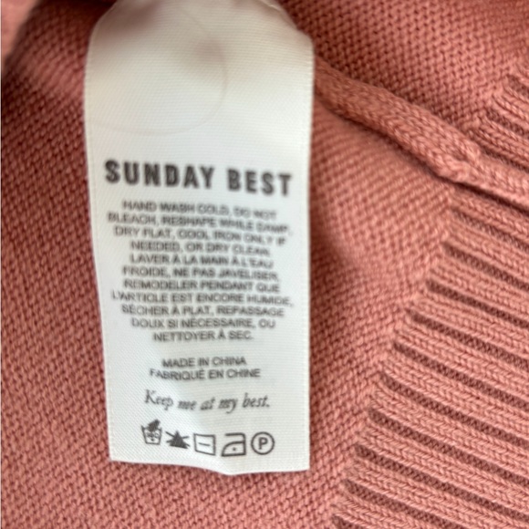 Aritzia Sunday Best cropped vest - Picture 4 of 5